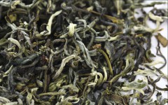 Чай зеленый Бай Мао Хоу (Беловолосая обезьяна) 100 грамм